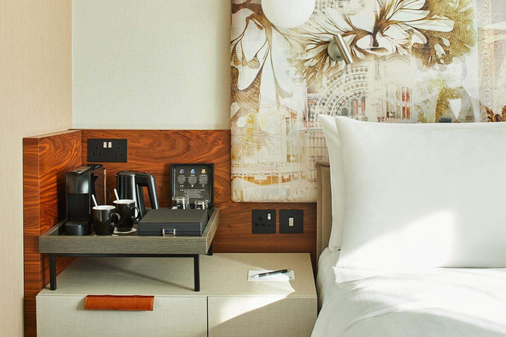 London Marriott Hotel Kensington Ngoại thất bức ảnh